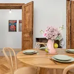 Elegant And Bright Plac Staszica Perfect For Remote Work By Renters Prestige * Breslavia