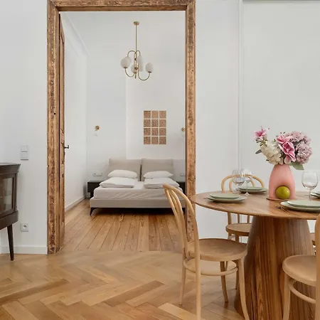 Apartman Elegant And Bright Plac Staszica Perfect For Remote Work By Renters Prestige