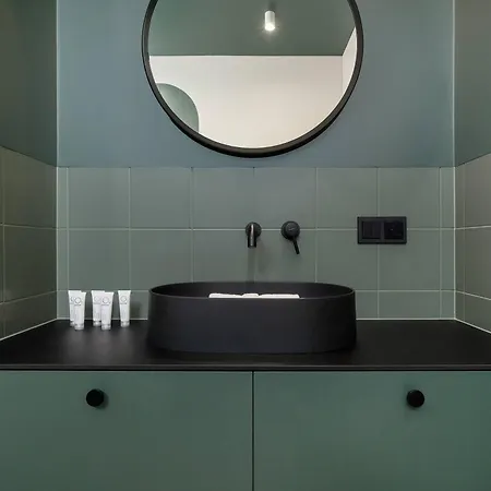 Elegant And Bright Plac Staszica Perfect For Remote Work By Renters Prestige Apartman